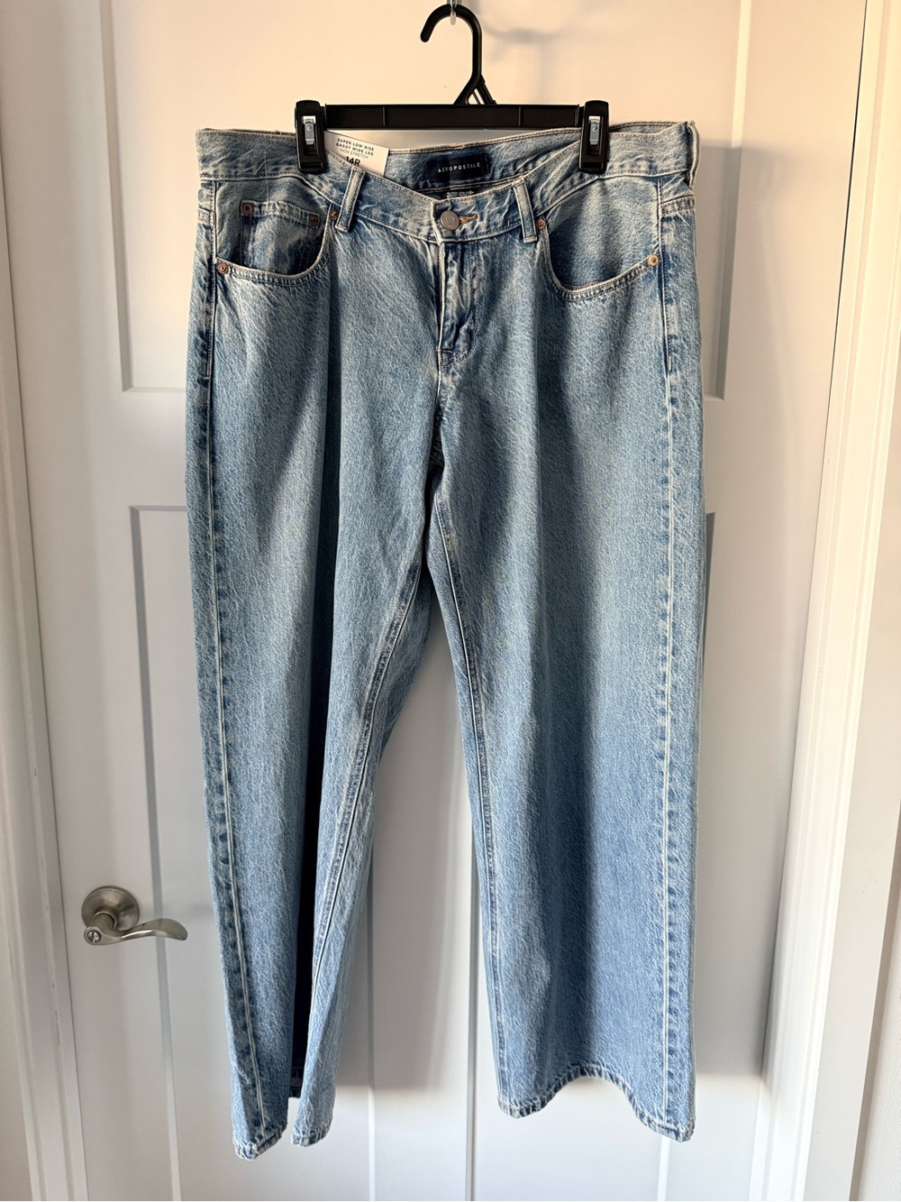 Aeropostale Super Low Rise Baggy Wide Leg Women's Jeans in Light Blue Denim NWT
